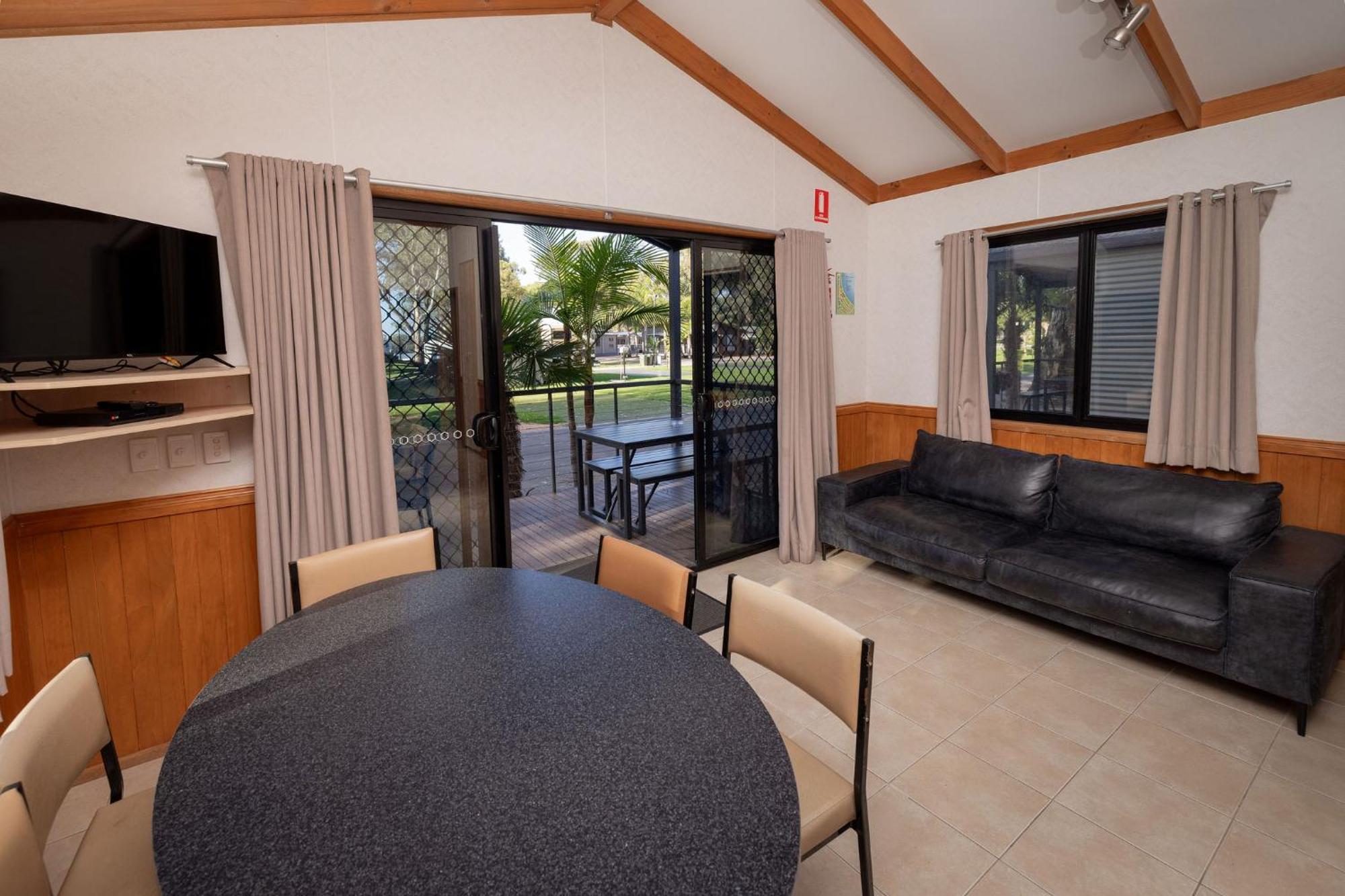 Big4 Renmark Riverfront Holiday Park Extérieur photo